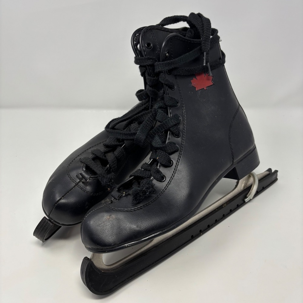 Vintage Canadian Flyer Black Figure Skates Maple Leaf Size 9 With Blade Guards